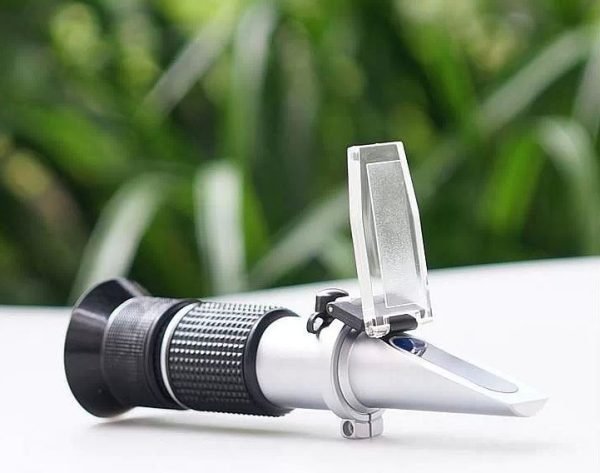 Reef HD Salinity Refractometer for Aquarium, Hydrometer-1376